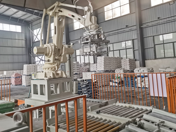 碼垛機(jī)輸送線